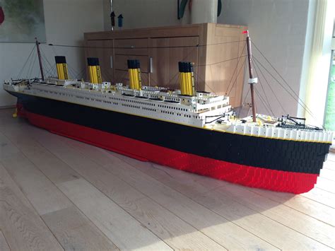 titanic lego model